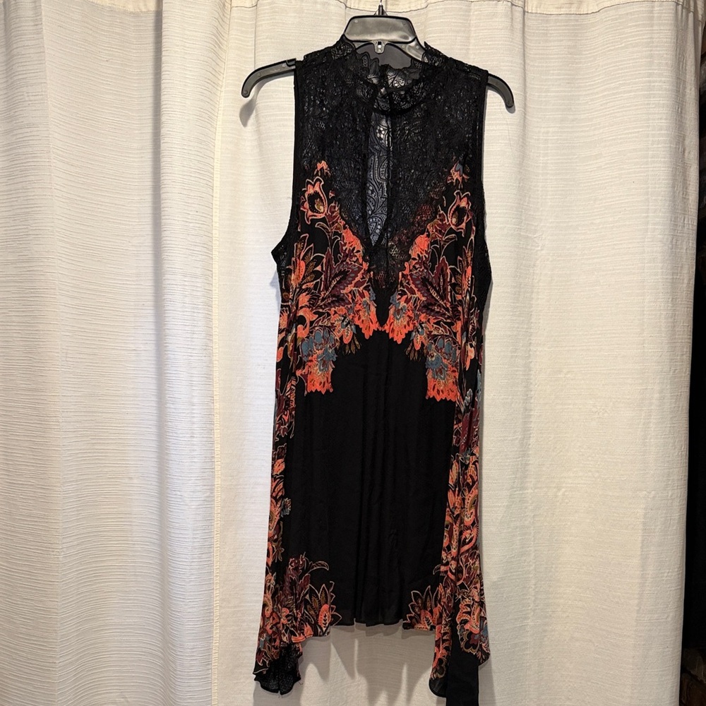 Chic Asymmetrical Black and Orange Lace Dress